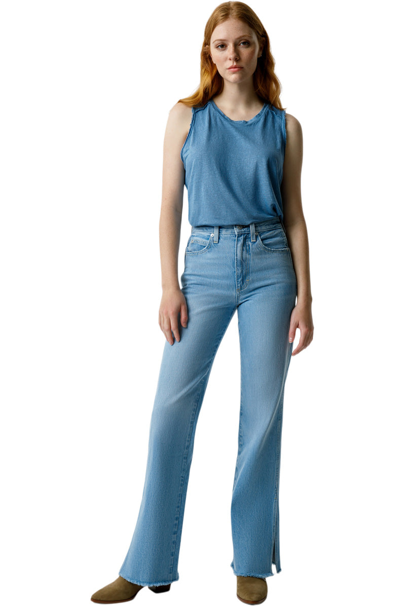 Amo Denim Liz Split Flare in Infatuation