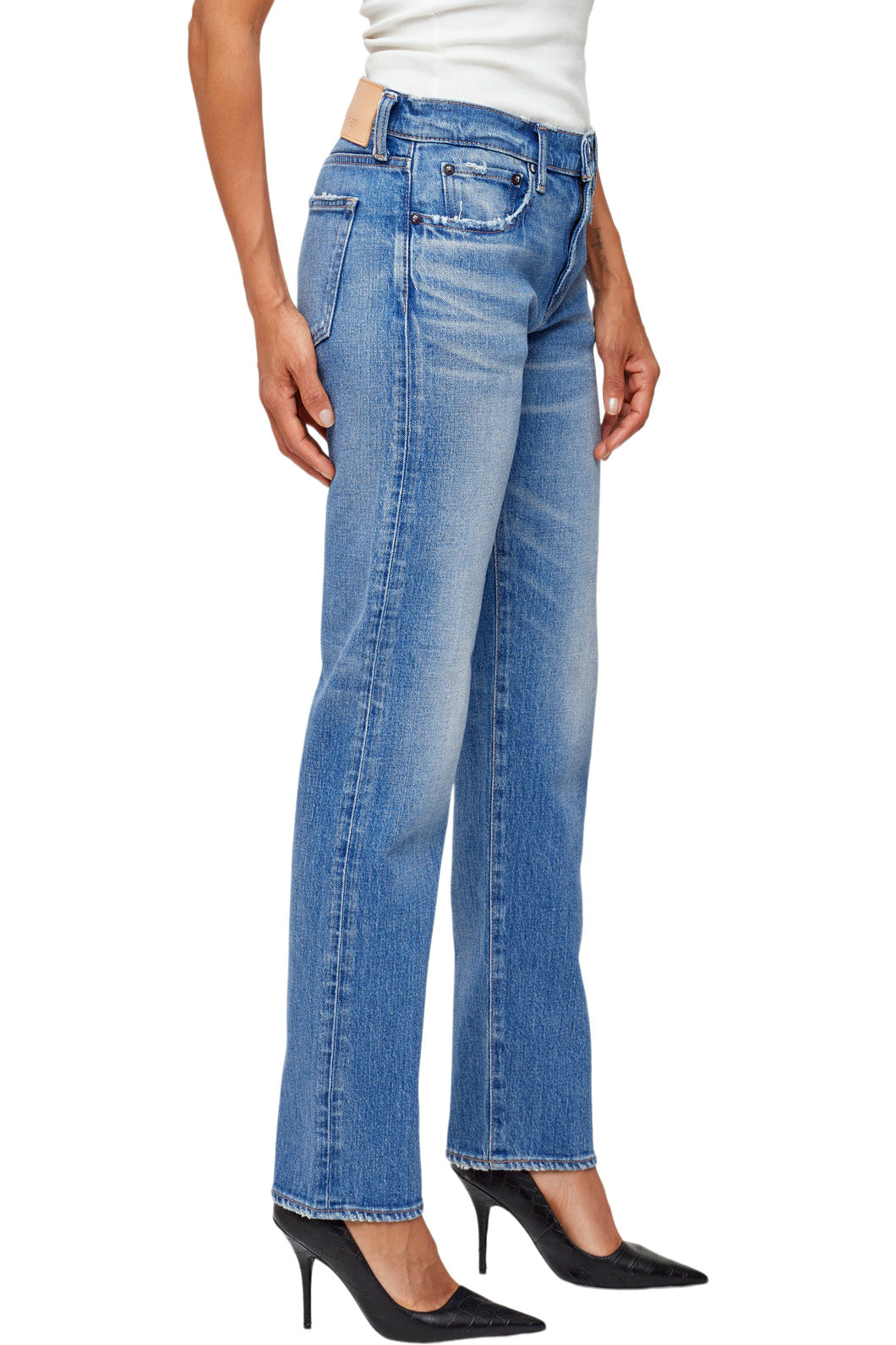 Moussy Denim Groveland Slim Straight in Blue