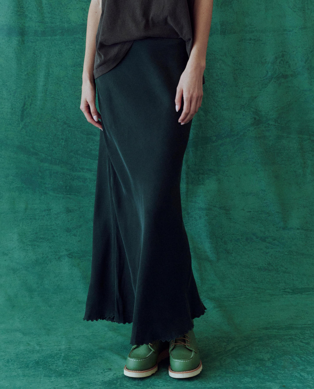 The Great Seabank Skirt in Winter Pine