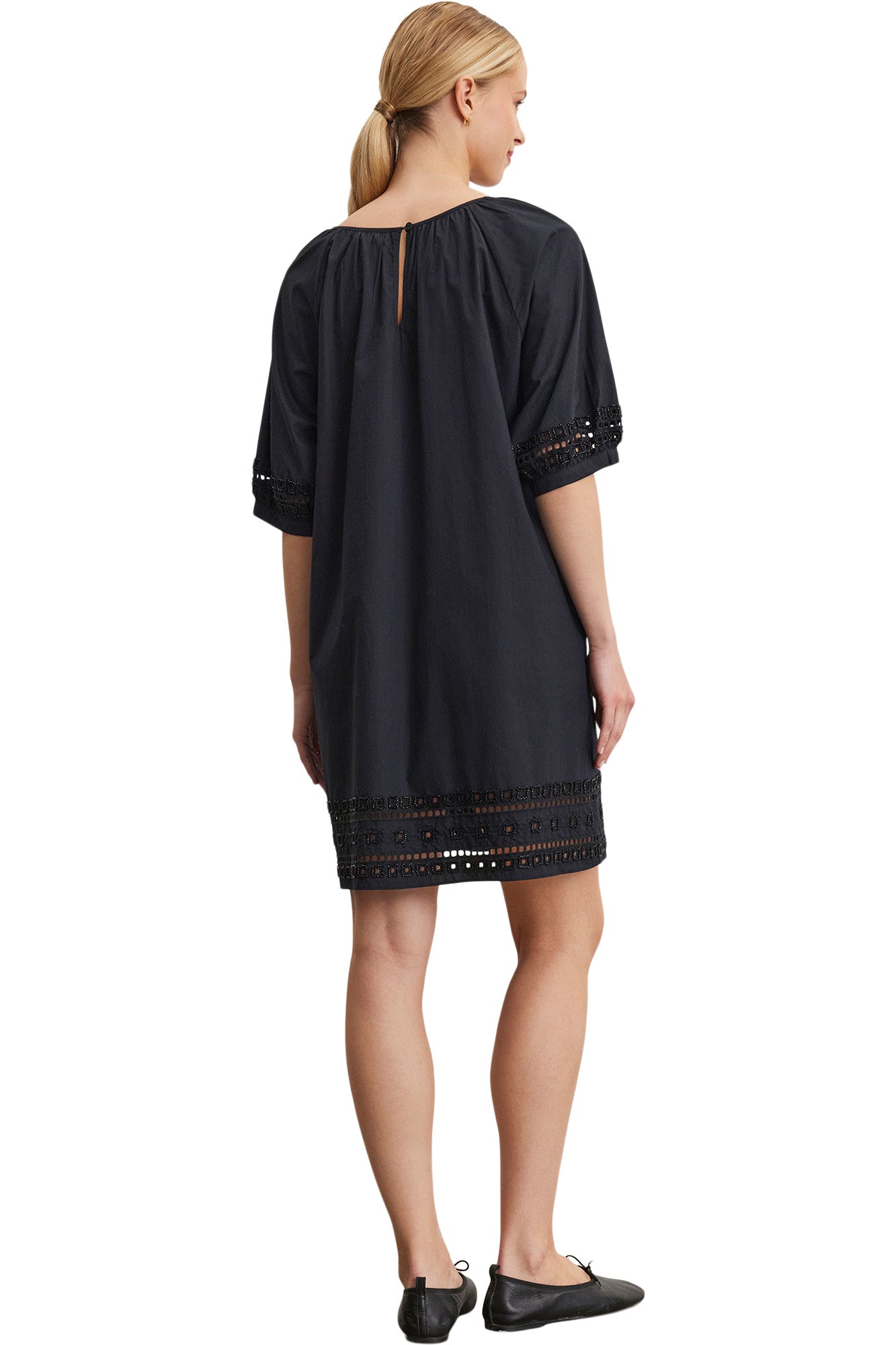 Velvet Izabella Dress in Black