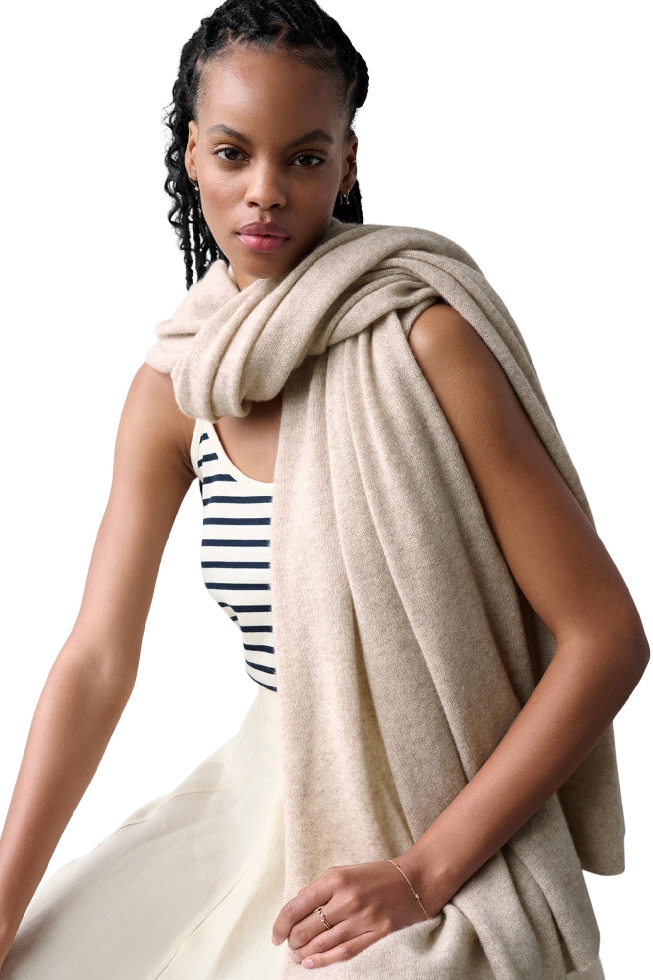 The Ultimate Guide to Travel Wrap Scarves: Fashion, Function, and Freedom